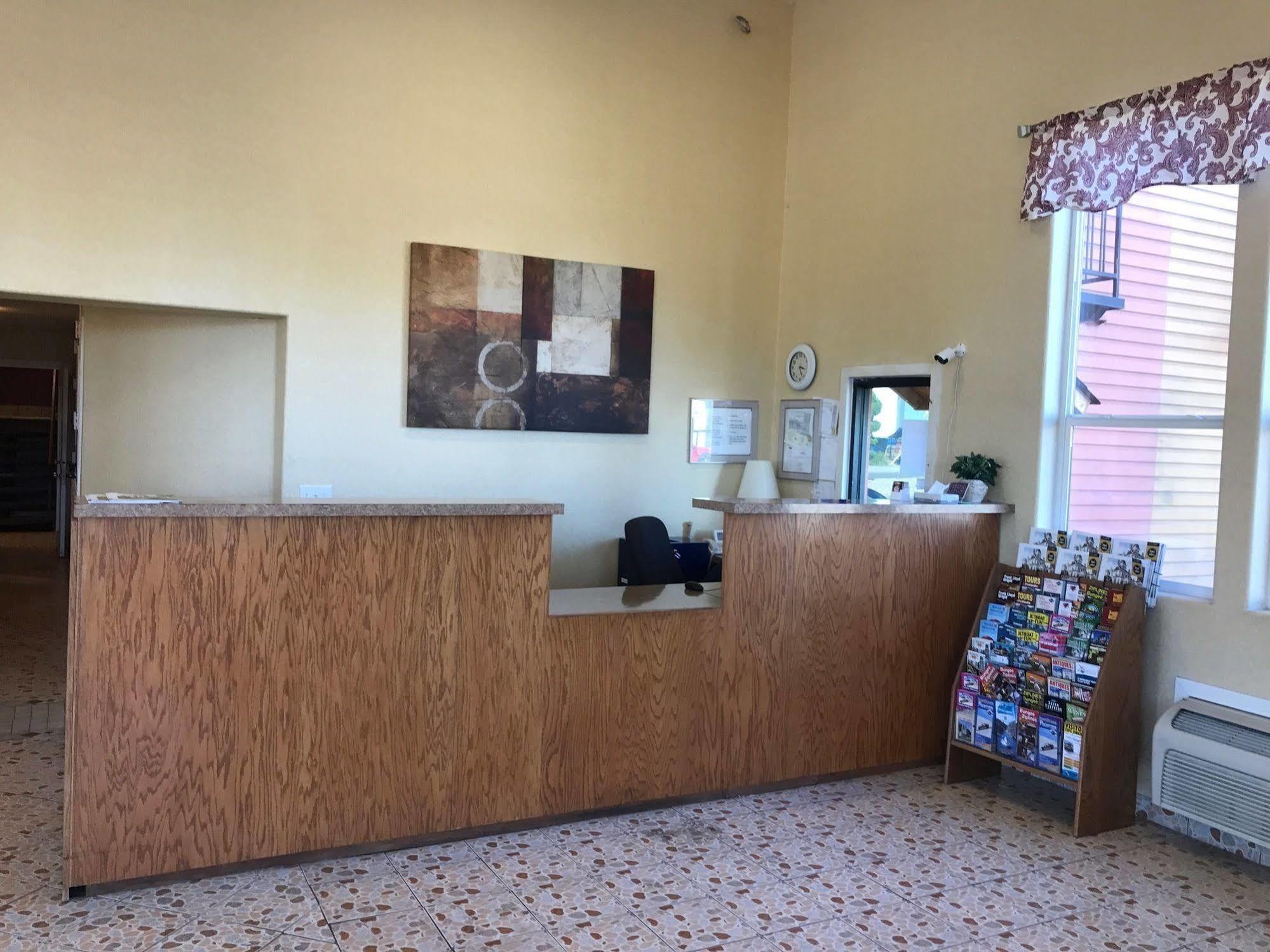 Capital Inn & Suites セイラム エクステリア 写真