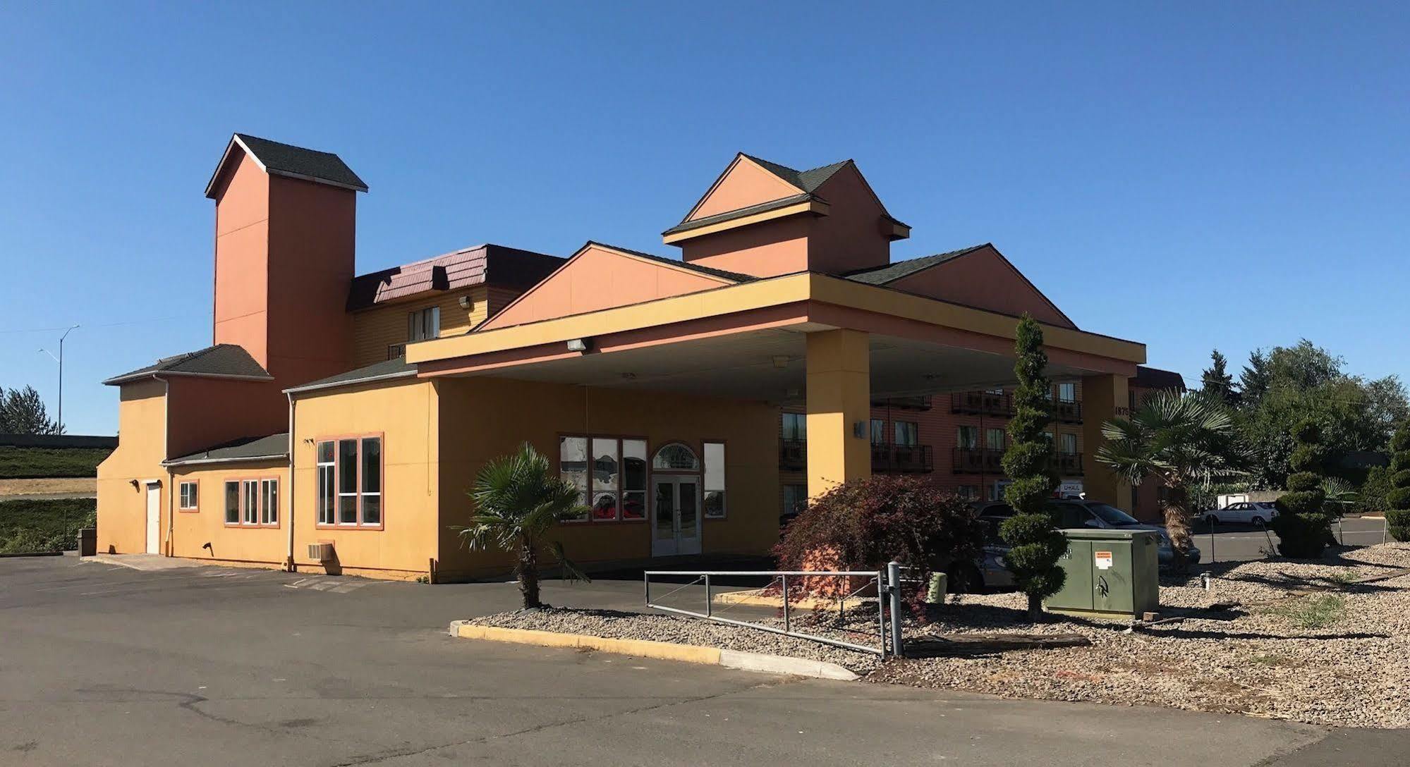 Capital Inn & Suites セイラム エクステリア 写真